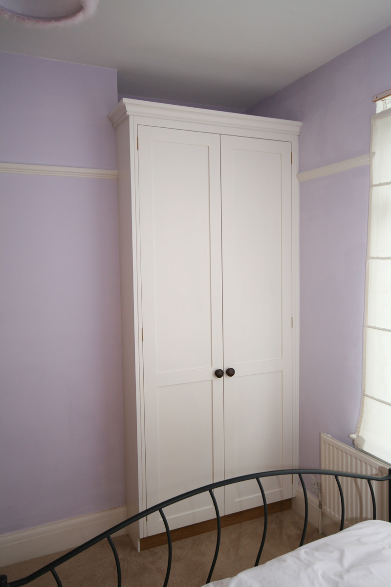 Back to Painted Bedroom Wardrobes